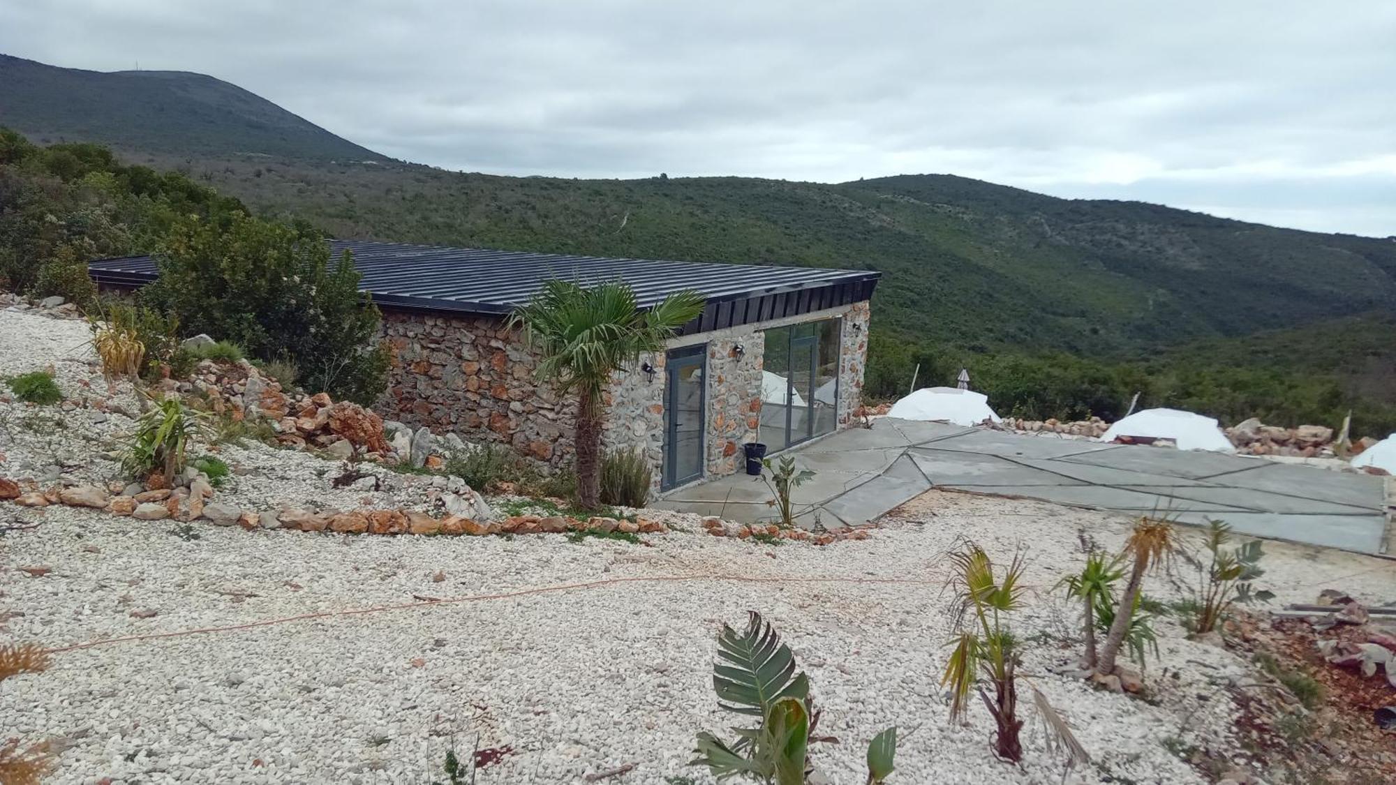 Vila Glamping Peninsula Lustica Rose Tivat Exteriér fotografie